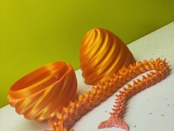 dragón de agua y huevo